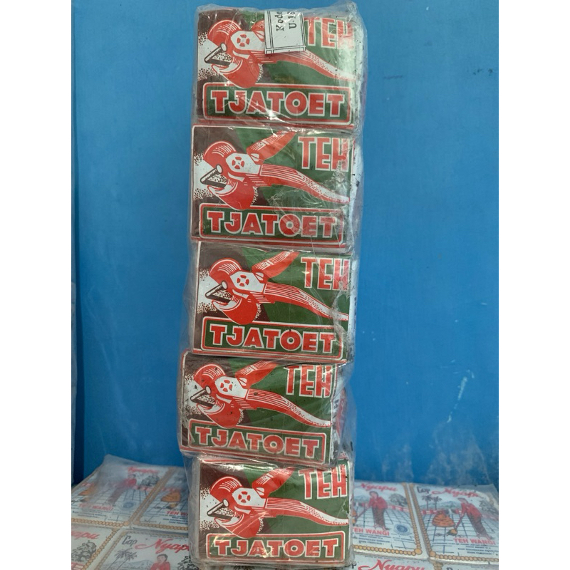 

Teh Tjatoet Catut Hijau isi 10 Pcs 1 Slop