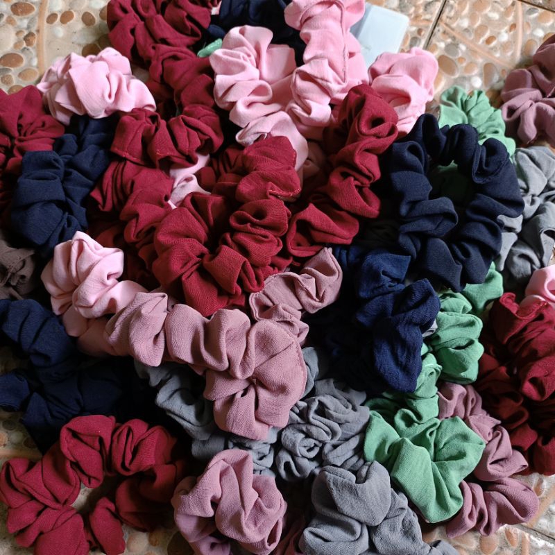 ikat rambut / crunchy