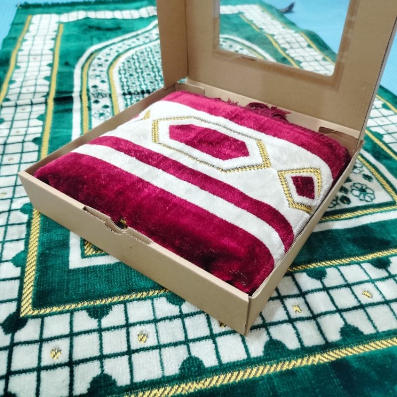 gift box sajadah turki premium tebal/sajadah box wangi ukuran besar