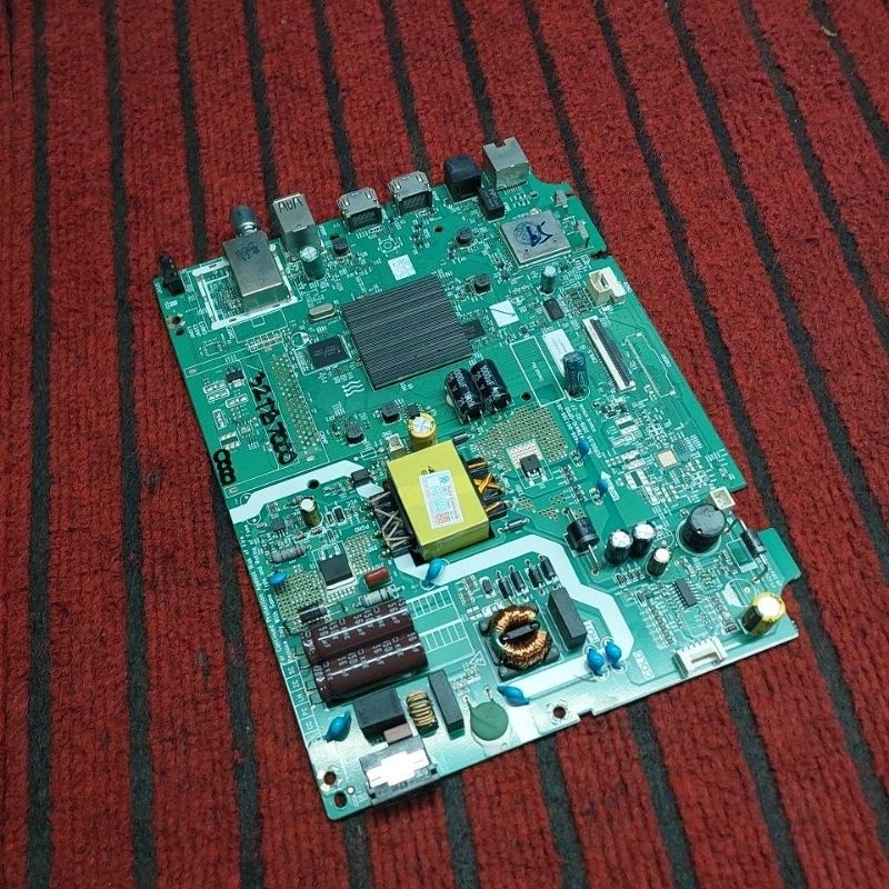 MB MAINBOARD TV SMART TV COOCAA 32TB7000