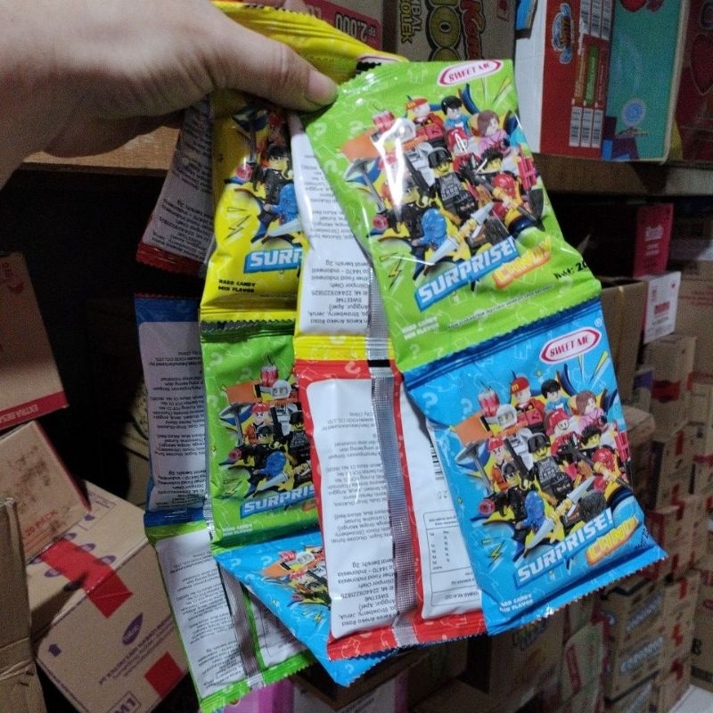 

Sweet permen surprise toy lego harga 1 renteng isi 10pics