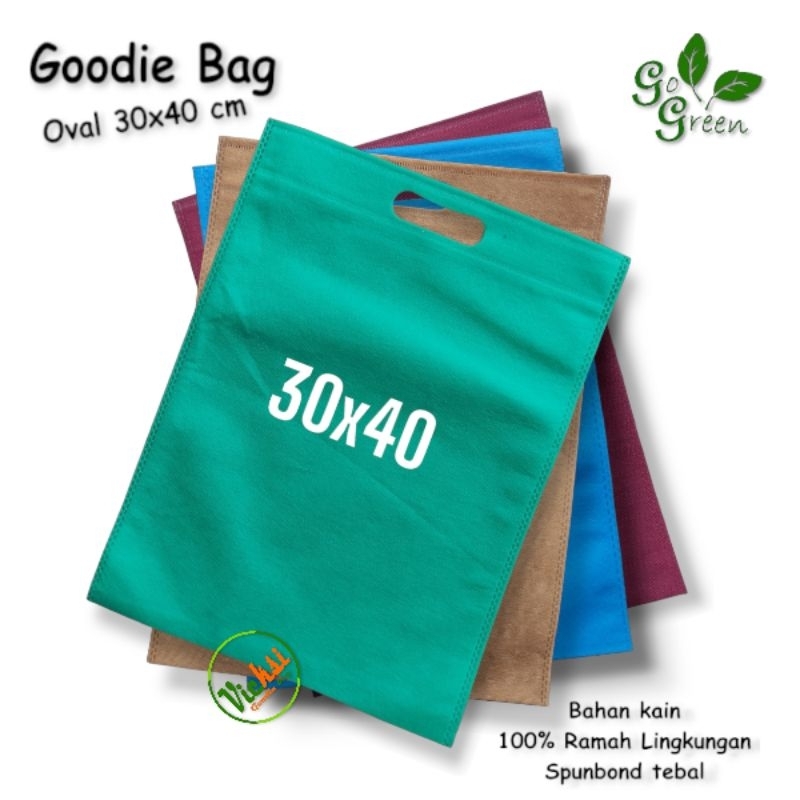 

Tas Kain Spunbond Goodie Bag Oval 30x40 Besar Kantong Belanja Hampers Souvenir Ultah pernikahan