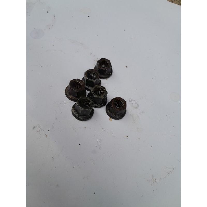 Baut Mur head cylinder bawah block Yamaha FIZ R force 1 original