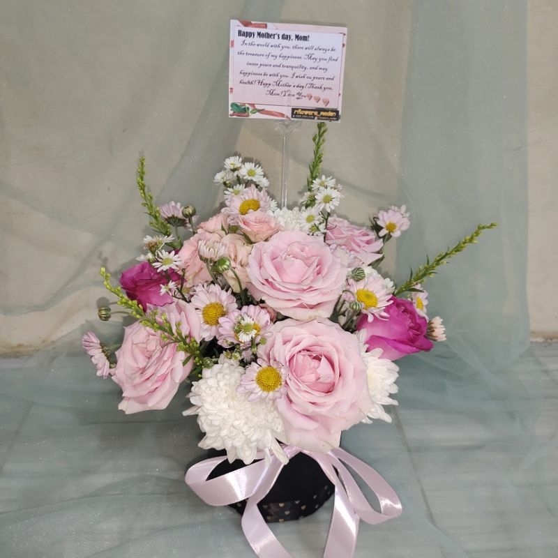 flower box / fresh flower Box / kado/ Bunga Meja Fresh flower / Bunga Hidup