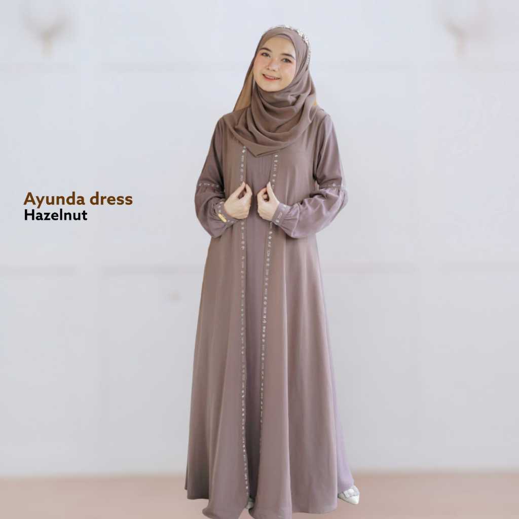 Fashion Muslim Wanita  Syahira Abaya Set Terbaru dengan Rompi Payet Arab & Gamis Ceruty Swarovski