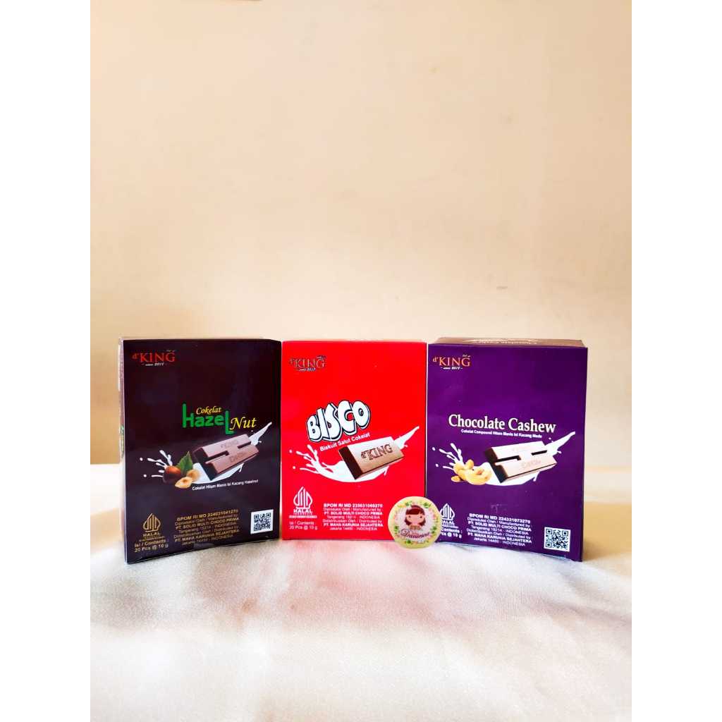 

.Sekotak D'King Chocolate CASHEW BISCO HAZELNUT isi 20 pcs Halal ( ds bgr )