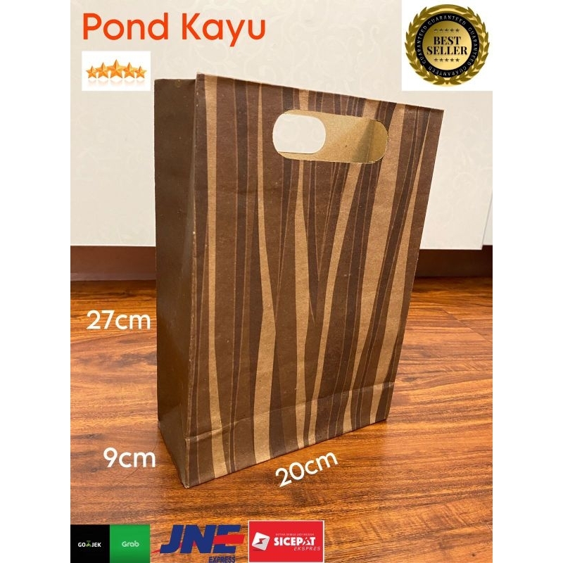 

Paperbag Pound Motif Kayu|GoddieBag Kertas Motif Kayu Ukuran 20x9x27cm