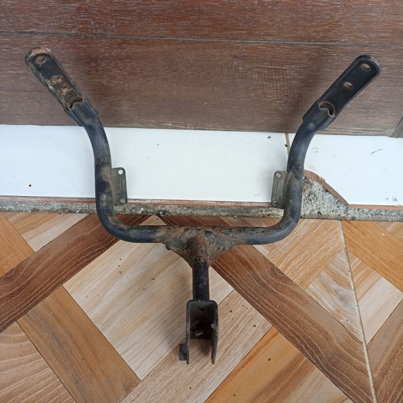 breket fairing atas bracket tanduk rusa Suzuki fxr FXR 150 cbu Original