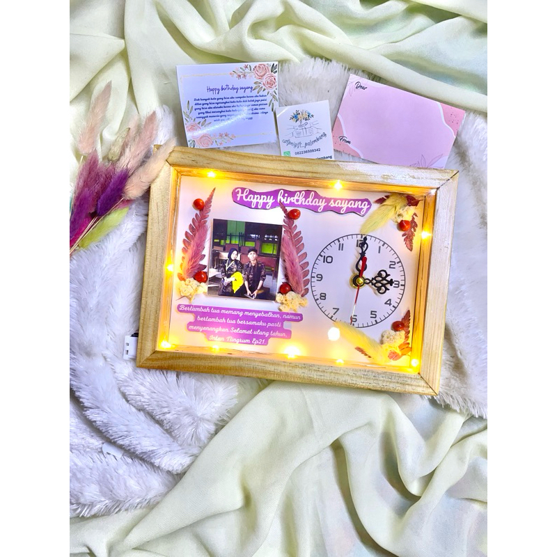 Bingkai foto 3D aestetic / Mahar pernikahan/ Kado bingkai