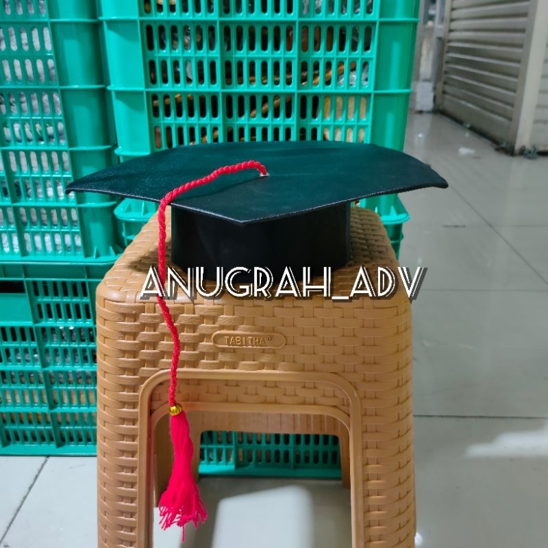 topi wisuda SMP SMA MAHASISWA bahan satin - TALI MERAH