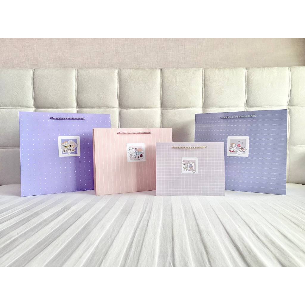 

Paper Bag motif French Toaster / Tas Kertas / Tas Kado / Goodie bag