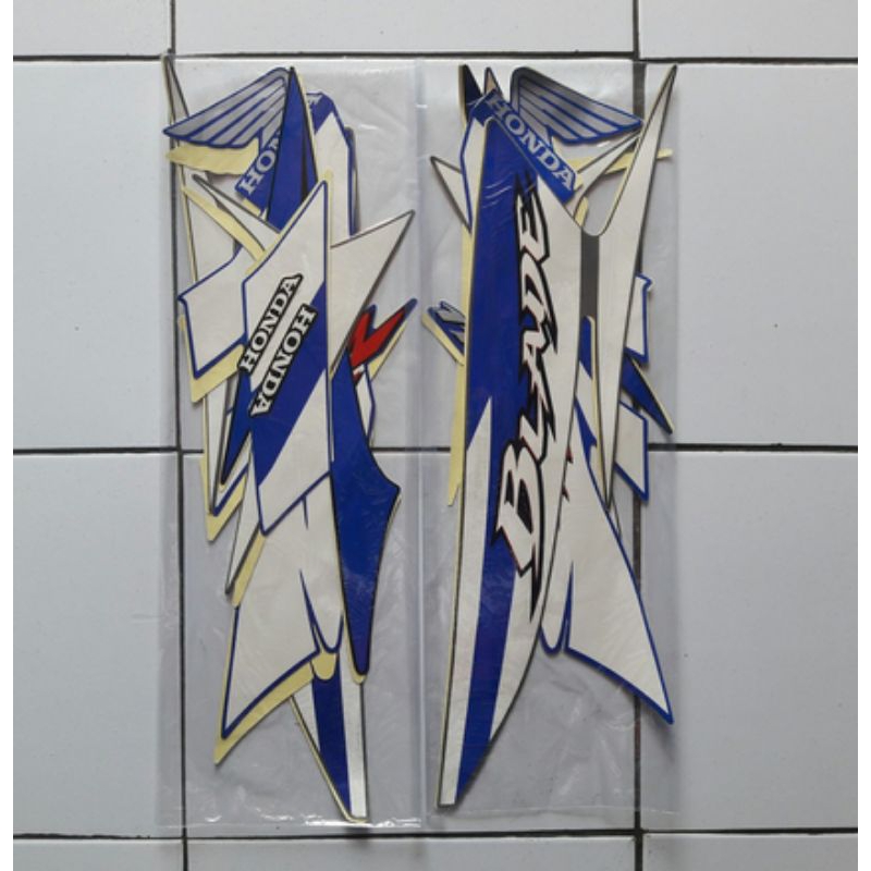 STRIPING HONDA BLADE 110R PUTIH BIRU