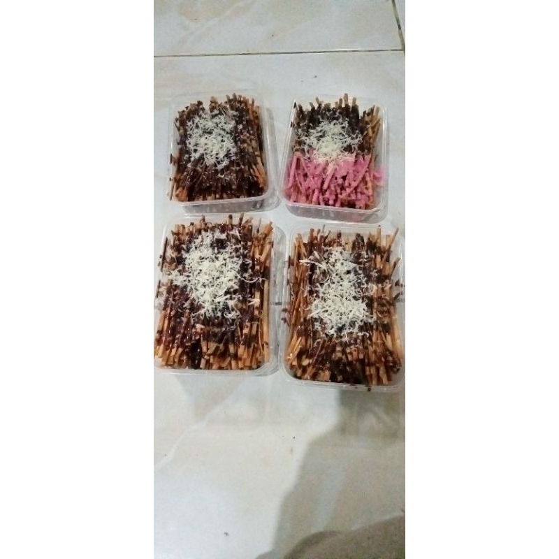 

mie lidi coklat strawberry