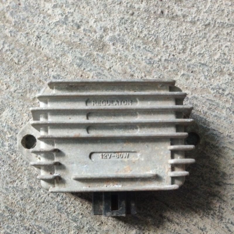 regulator vespa bekas, alat vespa, vespa, part vespa