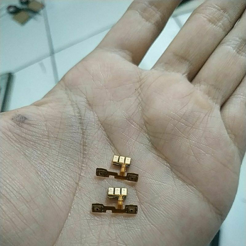 FLEXIBLE VOLUME BEKAS OPPO NEO 5