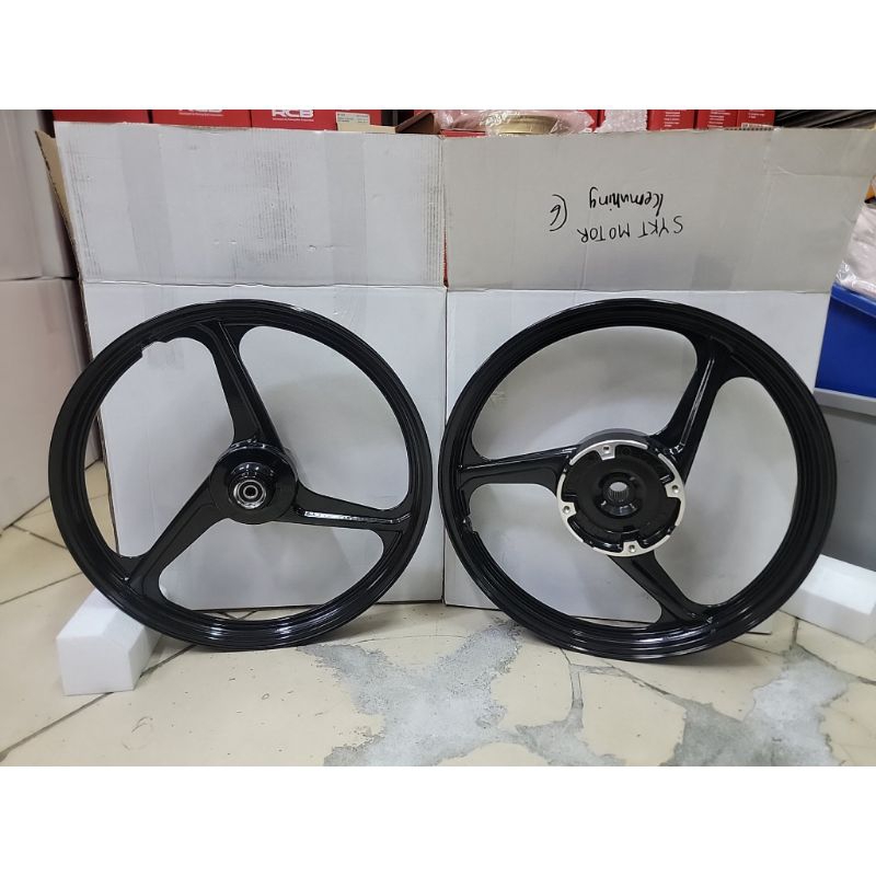 ENKEI SPORT RIM/ VELG ENKEI 3 BATANG DOUBLE DISC UNTUK MOTOR VARIO 160CC SIZE 140/160-17 DIJAMIN ORI