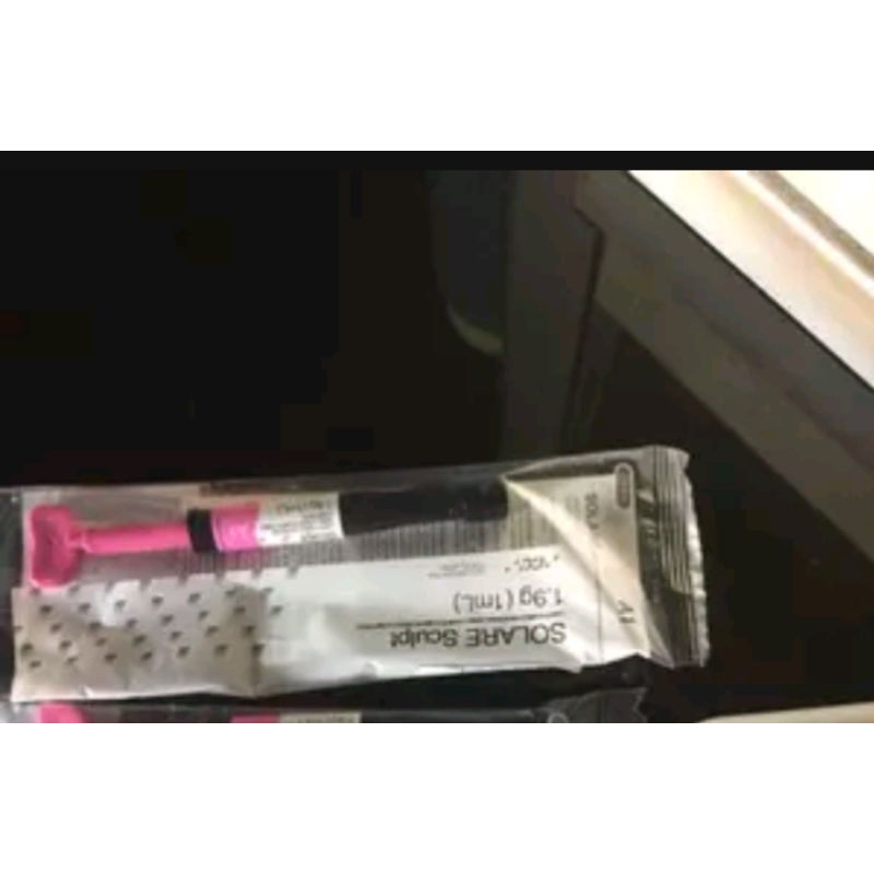 SOLARE SCULPT light-cured nano hybrid 1.9g  warna a1