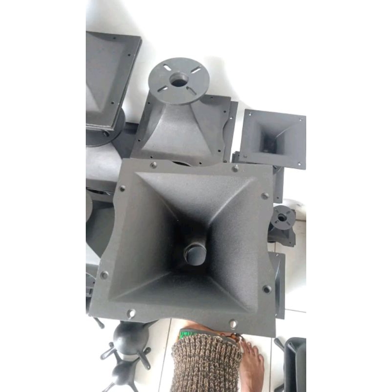 CORONG/HORN TWETER UK 22X22 DRAT BAUT