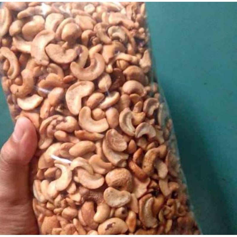 

kacang mede belah 2 matang 1kg