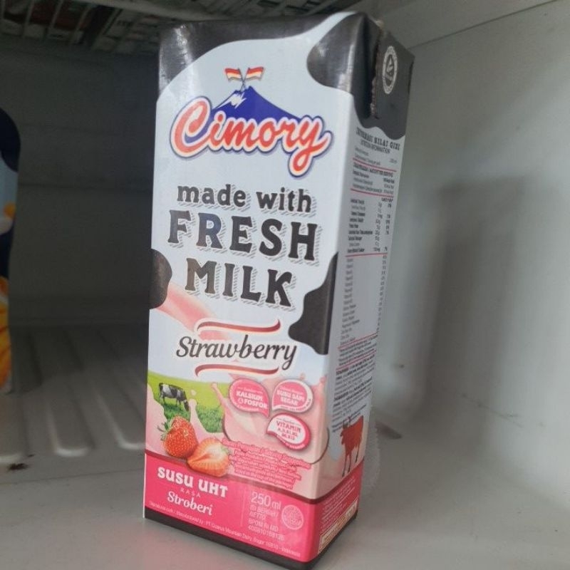 

Cimory UHT Freshmilk Strawberry 250ml