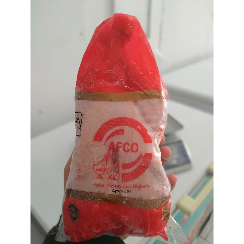 ayam karkas utuh 0,6 merk afco berat 600-700gr