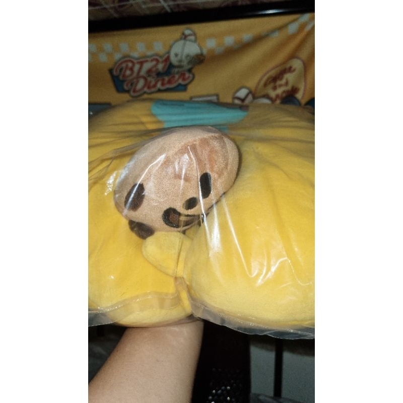 [READY] Neck pillow BT21 SHOOKY OFFICIAL SEALED