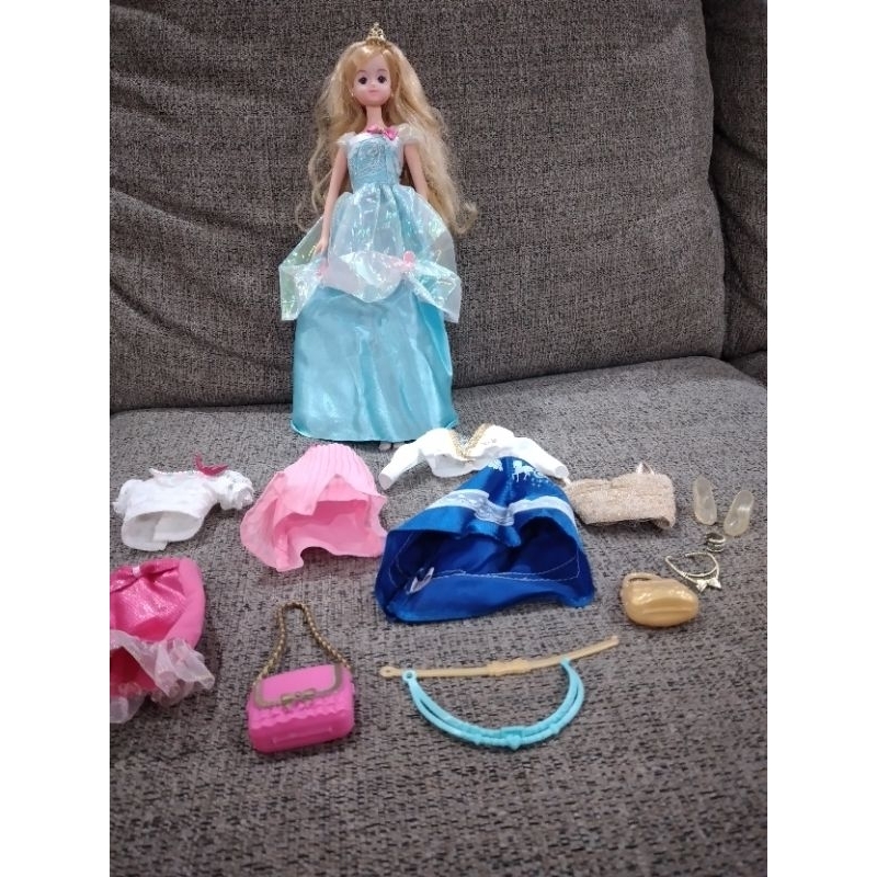 Mimi world doll set