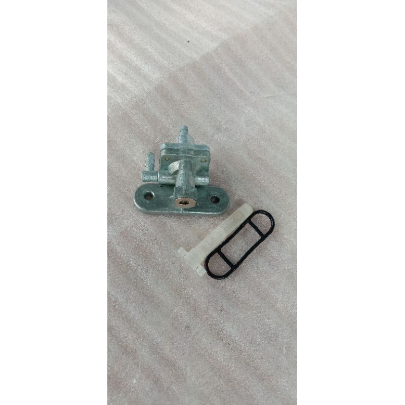 kran bensin vacum bensin kran Suzuki RC RC80 RC100 RC110 crystal non original nos