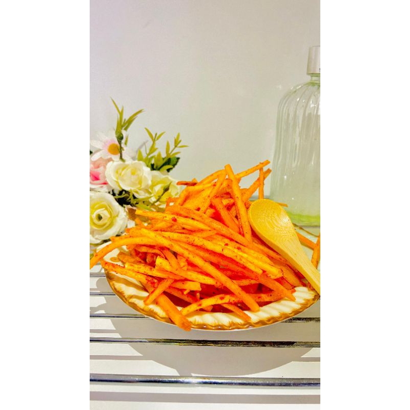 

Kerupuk Singkong Balado 250 gram/Pedas/Cemilan/Keripik