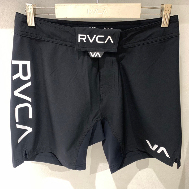 CELANA PRIA RVCA ORIGINAL WALKSHORT