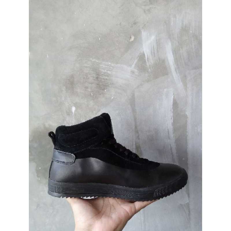 Sepatu Spyderbilt Original