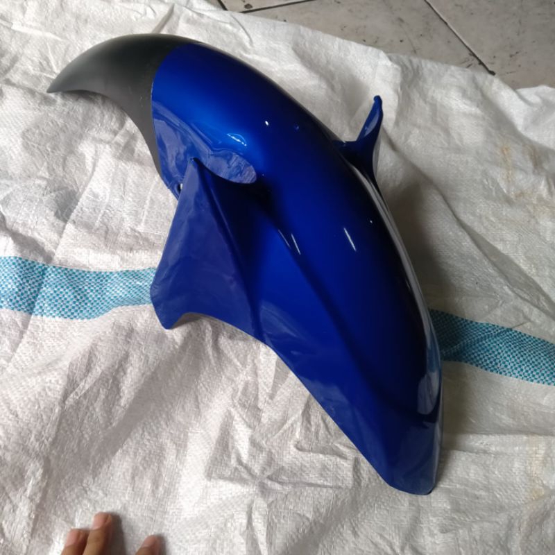 Slebor depan jupiter mx lama spakbor/ spakbor depan model original mx lama 135 cc