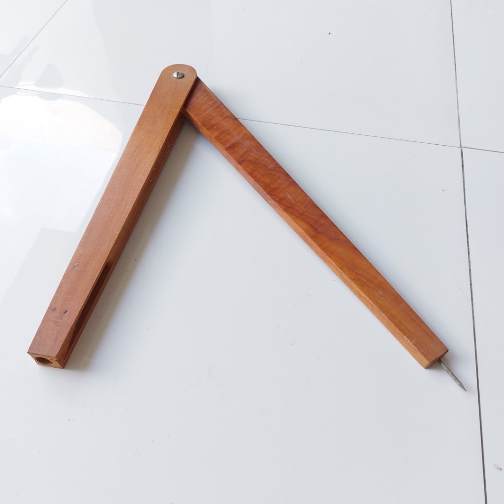 

1 BUAH Jangka Kayu Spidol Papan Tulis Sekolah Panjang Lipat Kurleb 48cm