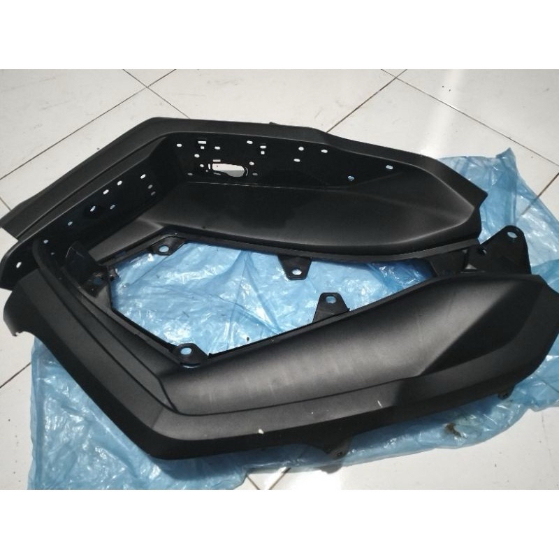 DEK KAKI/PIJAKAN KAKI NEW NMAX2020-2024ORIGINAL