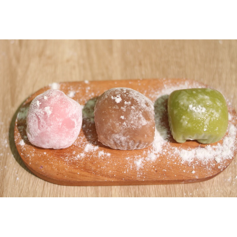 

Mochi_Daifukuu mochi berisian strawberry