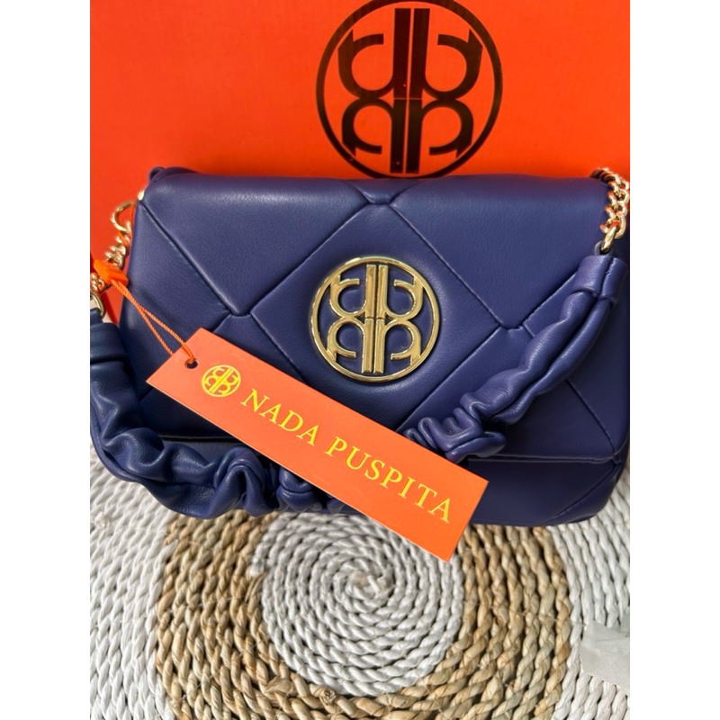 POWER PUFF BAG BY NADA PUSPITA PRELOVED