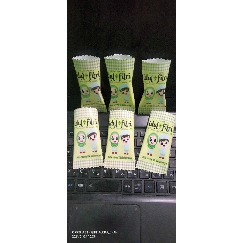 

AMPLOP CANDY LEBARAN