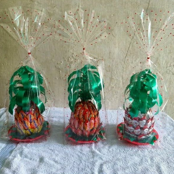 

permen bonbon nenas ukuran 4 tingkat cocok untuk sembahyang imlek, natal, lebaran, kreasi anak, hiasan rumah, ruangan, permen bisa reques rasa dan warna
