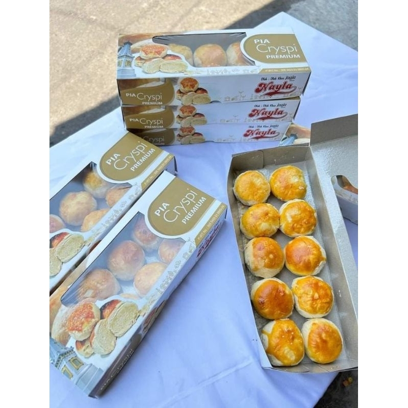 

Oleh2 Khas Jogja [ PIA Crispy Nayla PREMIUM ISI 10 pcs ] Tahan 1 Bulan