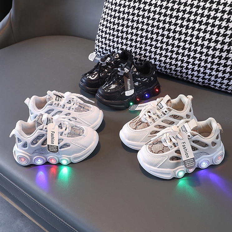 Borong Diskon  LED23 Sepatu Lampu LED Sneaker Anak Laki Perempuan Casual Import