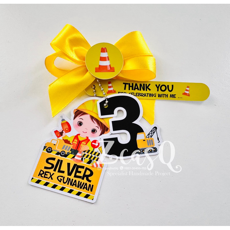 

Hang Tag Souvenir SET (Tema bisa Custom)