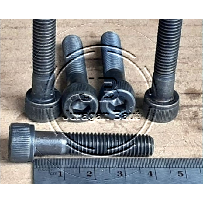 BAUT L M8X40 BAJA PANJANG 4 CM 4CM BAUD L BAJA M8 X 40 KUNCI L6 L 6 KUNCI PAS 12 13 HALF DRAT WARNA 