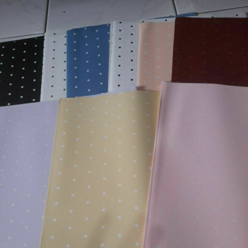 

cellophane buket bunga/ cellophane motif polkadot