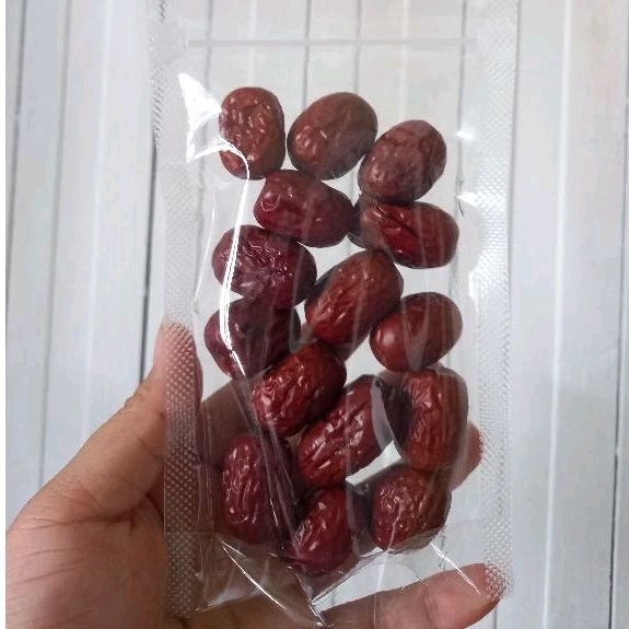 

Angco Ang Co Hongzao Hong Zao Kurma Merah Grade Super Ukuran Kecil 50 Gram