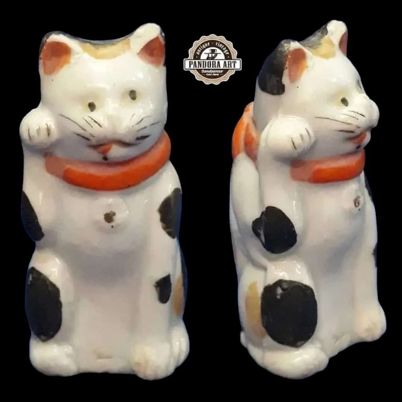 Patung porselin antik kucing KEBERUNTUNGAN