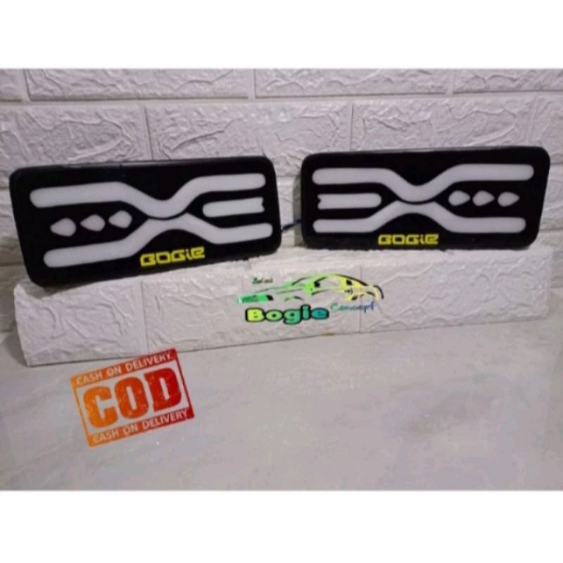 LAMPU REM STOPLAM GRANDMAX UNTUK MOBIL PICK UP