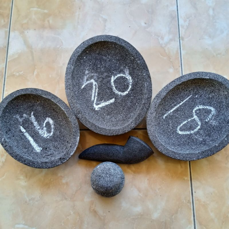 Cobek Layah Coet Batu Gunung Merapi Oval Set Ulekan