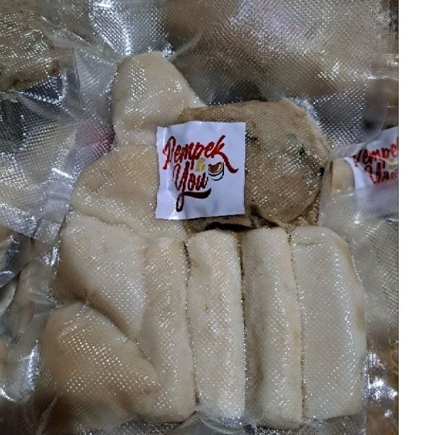 

frozen pempek mix (telur,kulit,lenjer) asli ikan tenggiri pengiriman gojek sameday dan instant