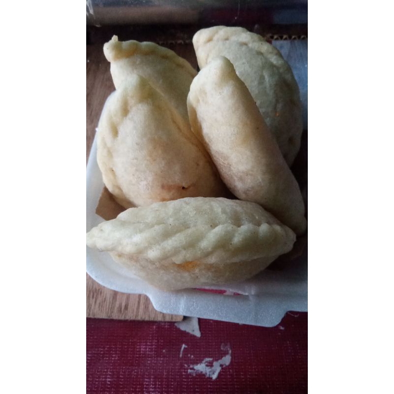 

Cireng jumbo isi jando/tetelan pedas isi 4pcs