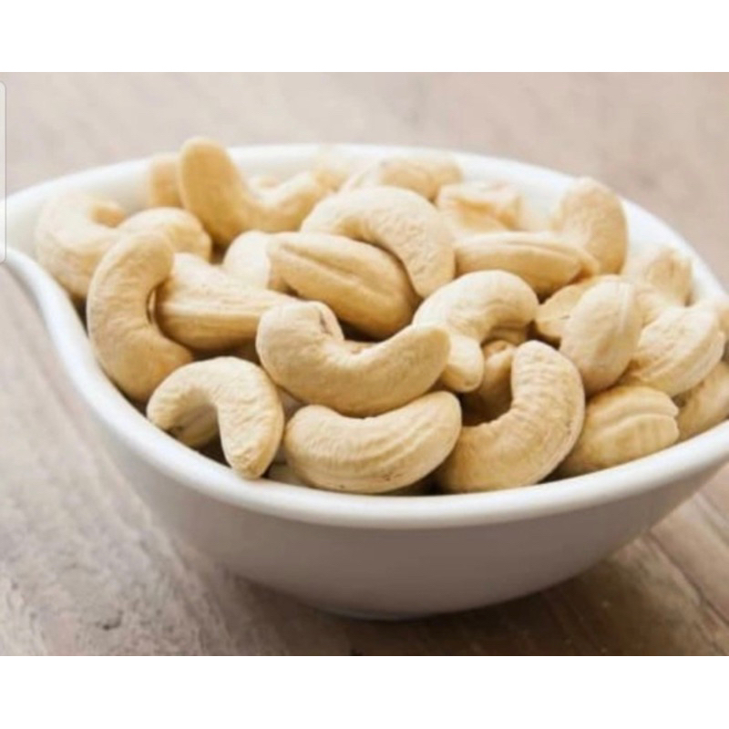 

Kacang Mete Mede mentah super 1 kg